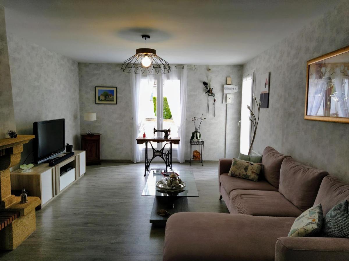 Maison Plain Pied Avec Jardin, Terrasse Et Veranda คอญญัก ภายนอก รูปภาพ