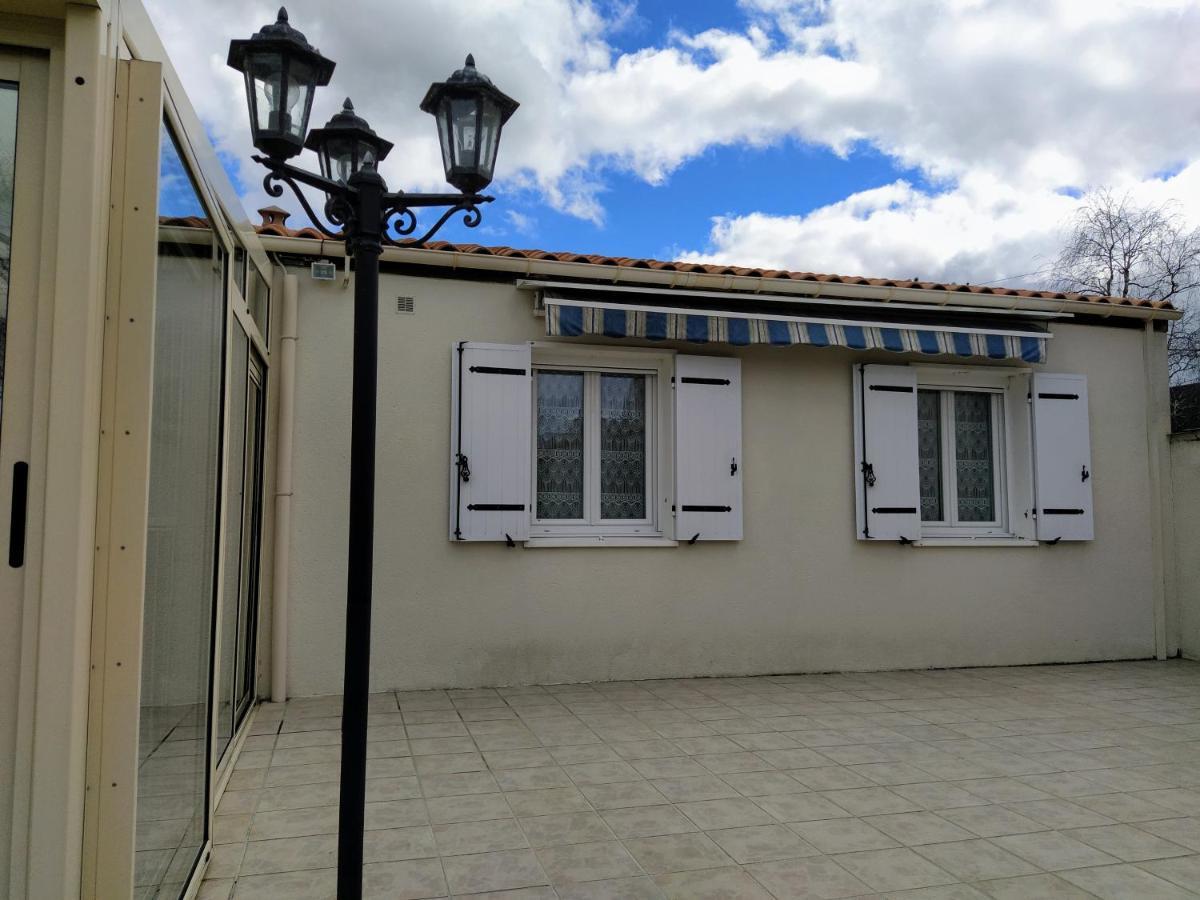 Maison Plain Pied Avec Jardin, Terrasse Et Veranda คอญญัก ภายนอก รูปภาพ