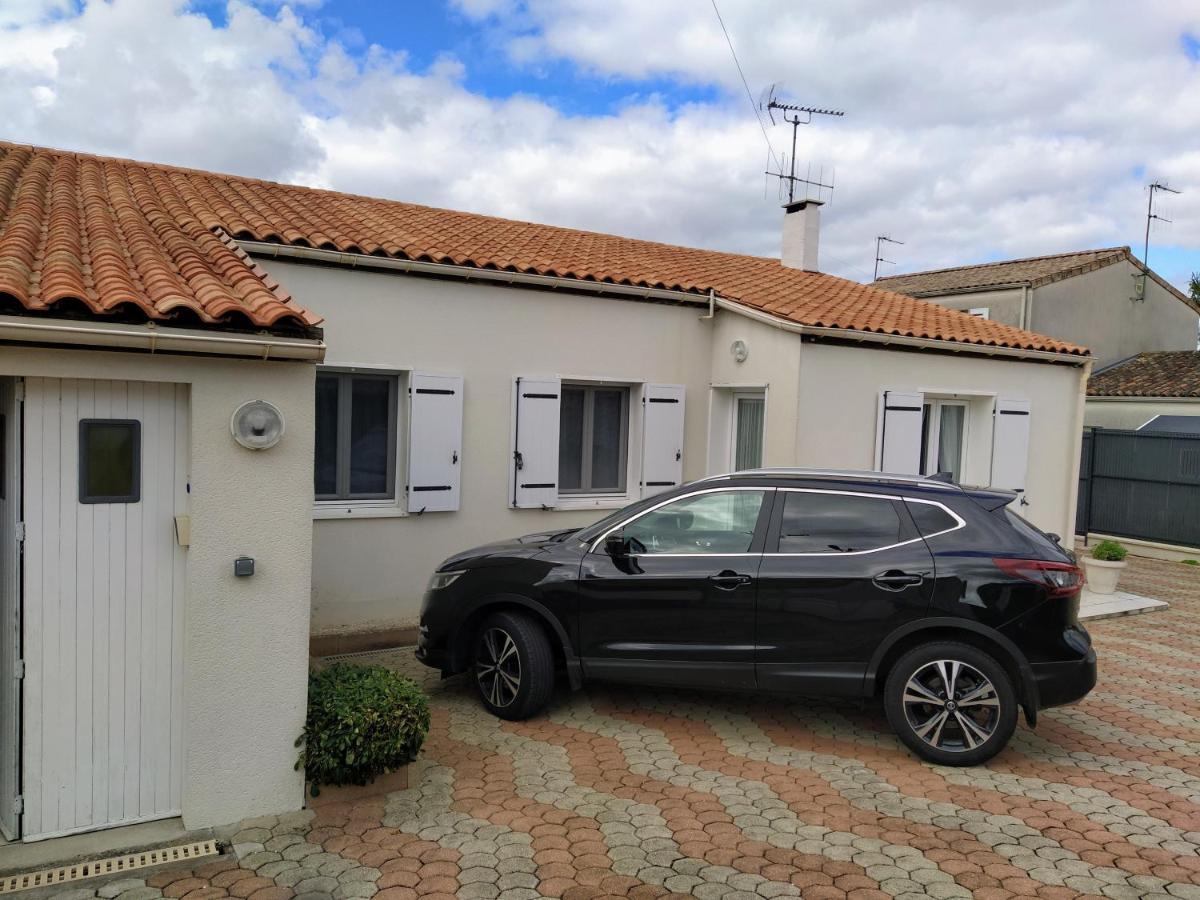 Maison Plain Pied Avec Jardin, Terrasse Et Veranda คอญญัก ภายนอก รูปภาพ